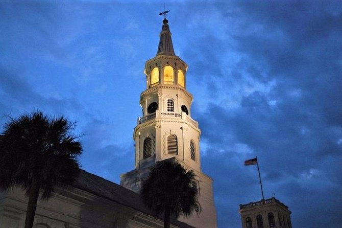 Ghosts of Charleston Night-Time Walking Tour with Unitarian Church Graveyard - Guide style matters more than the ghost claims