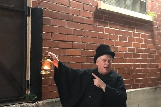 Ghosts of Winter Park - A Chilling Walking Tour! - The artist who could not leave unfinished work