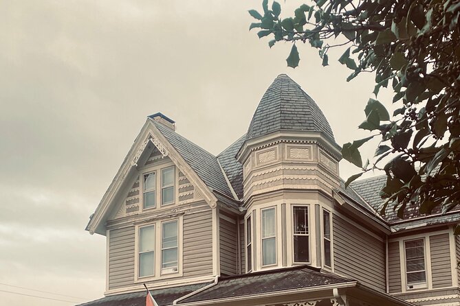 Guided Ghost Walking Tour Through Historic Fayetteville - What happens during the 90-minute route