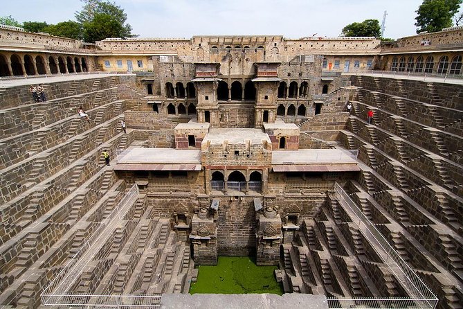 Guided Tour to Haunted Bhangarh & Abhaneri Step Well From Jaipur - The two-hour drive from Jaipur