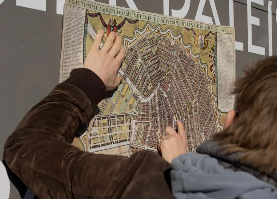 Guided Walking Tour Amsterdam - Dark History & Ghost Stories - Kloveniersburgwal and the Spinhuis Story