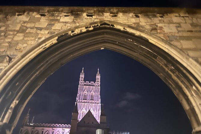 Guided walking tour : Ghosts & Giggles Of Gloucester - Key points to know before you book