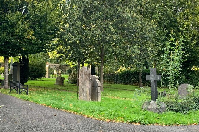 Haunted Belfast Exploration Game and Tour - Clifton House keeps the route focused on local places