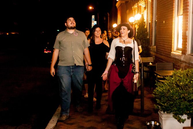 Haunted Boston Booze and Boos Ghost Walking Tour - King’s Chapel and its cemetery