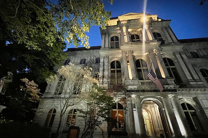 Haunted Boston’s Historic Streets Walking Guided Tour - Boston’s ghosts live beside the everyday city