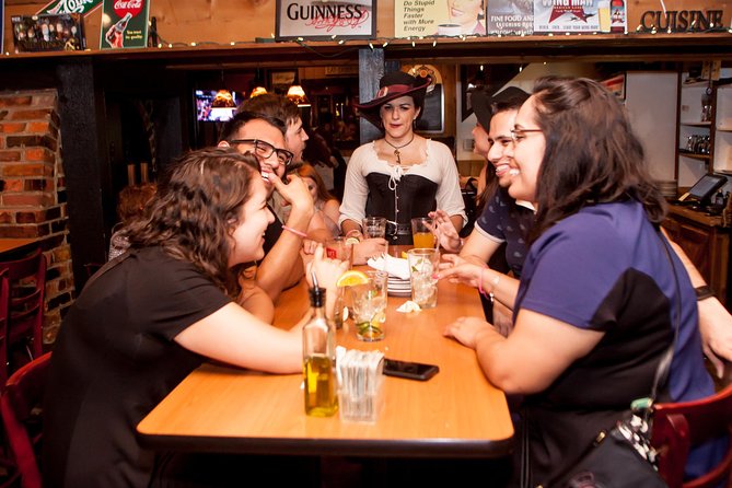 Haunted Chicago Booze and Boos Ghost Walking Tour - Why this Chicago ghost walk works