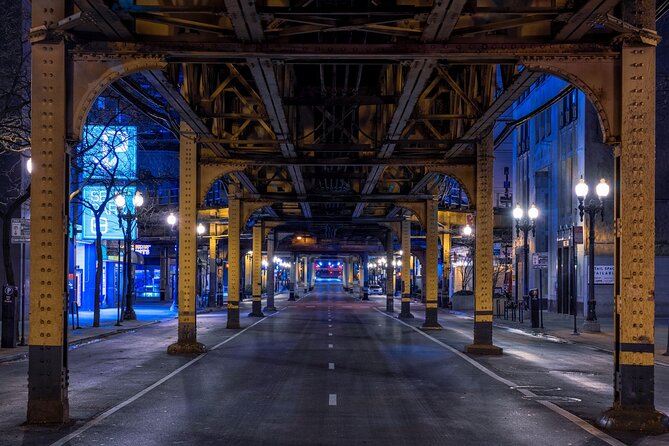 Haunted Chicago Exploration Game and Tour - Following the route to South Pond