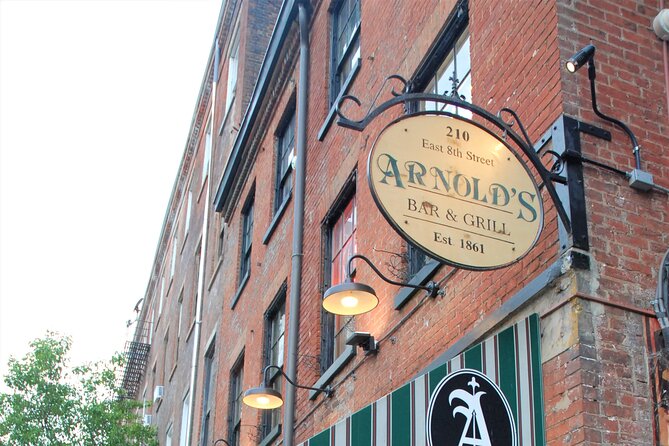 Haunted Cincinnati Booze and Boos Ghost Walking Tour - A ghost walk with a bar-crawl backbone