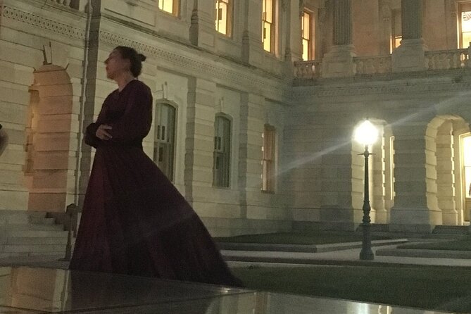 Haunted DC Night-Time Walking Tour on Capitol Hill - The Senate and the political ghosts of Washington