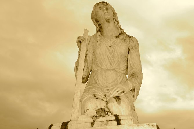 Haunted French Quarter Walking Tour in New Orleans - General Beauregard and the Mississippi River spirits