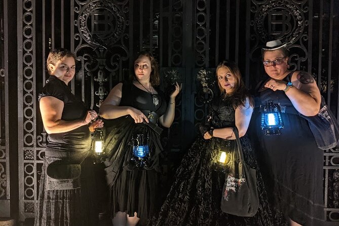 Haunted History Walking Tour of Providence - RISD buildings and the stories that linger there