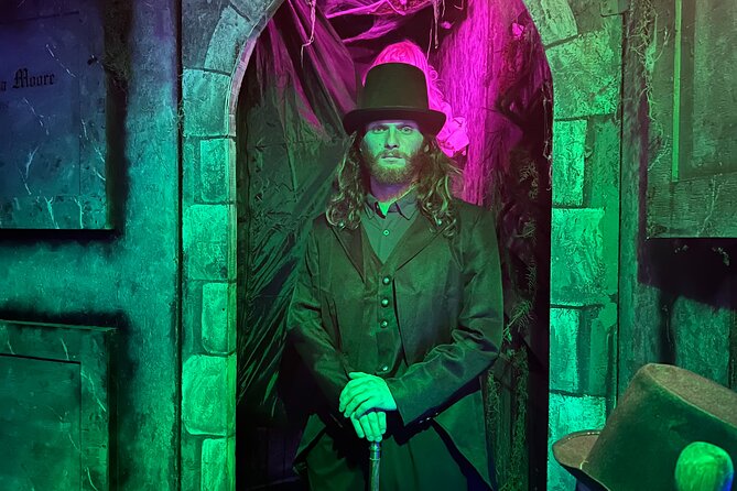 Haunted Mayfield Manor Haunted House Admission - What the $10 Haunted Mayfield Manor visit is really like