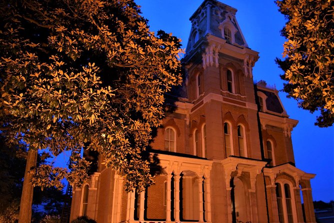Haunted Memphis Walking Ghost Tour - The Orpheum Theatre and the ghost of Mary