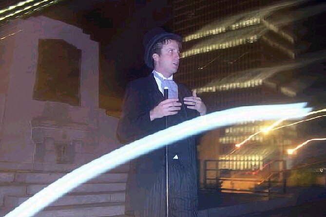 Haunted Nashville Night-Time Walking Tour with Costumed Guide - Tennessee State Capitol: presidents, soldiers, and a tomb
