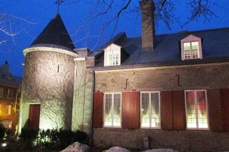 Haunted Old Montreal Ghost Walking Tour - Theatrical storytelling without jumpscares