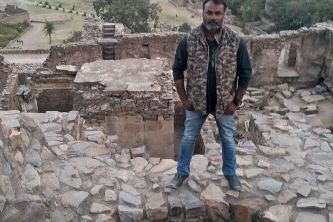 Haunted Place Bhangargh Fort And Abhaneri Step Well By Private Car Same Day Tour - Leaving Jaipur at 8:30 a.m.
