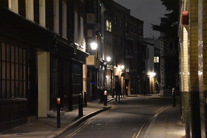 Haunted Pub Tour of London - Why this pub crawl feels different from a standard ghost walk