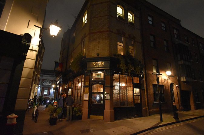 Haunted Pub Tour of London - The Cockpit recalls London’s blood sports