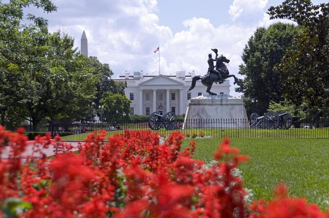 Haunted Washington D.C. Booze and Boos Ghost Walking Tour - Ghost stories mixed with Washington history