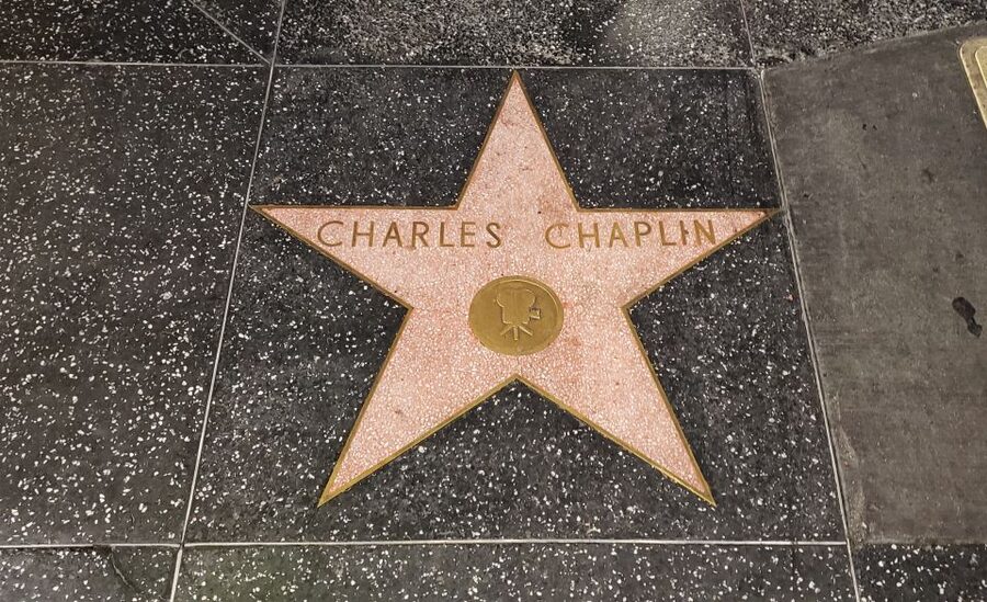 Hollywood: Haunted Walking Tour, True Crime, Creepy Tales - The Roosevelt Hotel and the Marilyn Monroe story