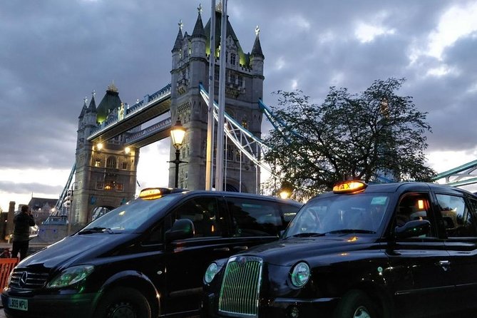 In Jack The Ripper Footsteps: Private Black Cab Tour in London - Whitechapel in 1888, seen from a private cab