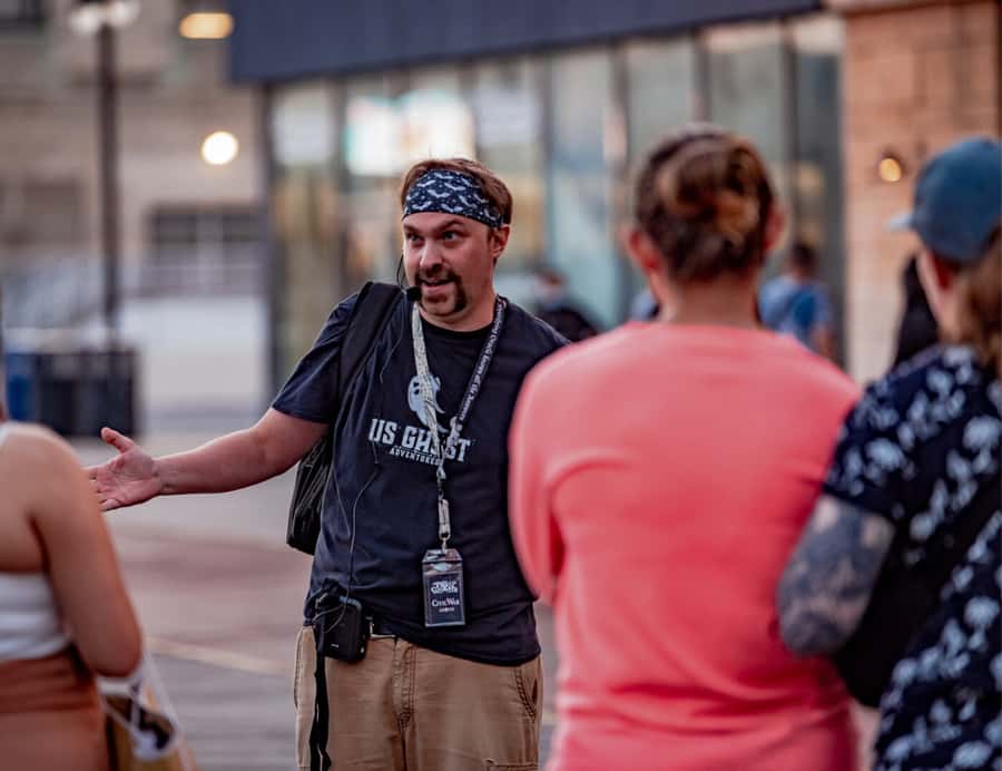 Indianapolis: Crossroads Ghosts Haunted Walking Tour - Why Indianapolis makes a good ghost-walk setting