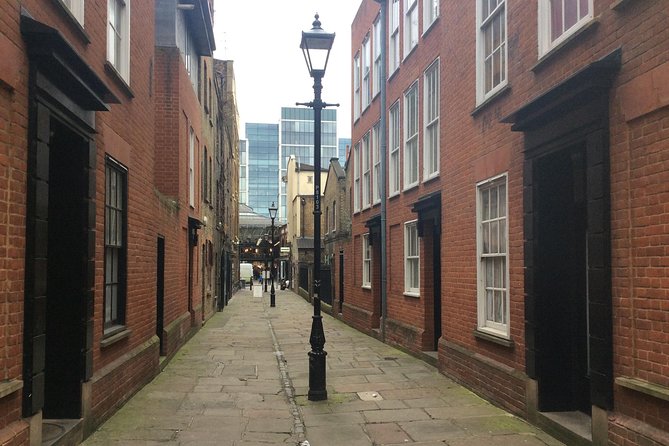 Jack the Ripper Private Day Time Walking Tour - Brick Lane, markets, and the immigrant East End
