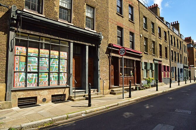 Jack the Ripper Small Group Guided Tour with an Expert Guide - Brick Lane and Annie Chapman