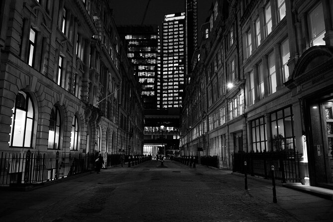 Jack the Ripper Tour and Underground Prison - Smithfield Market, torture, hospitals, and body snatchers