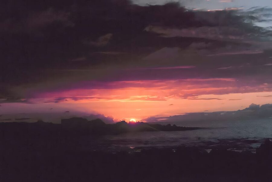 Kailua-Kona: Haunted History Ghost Walking Tour - Kings Coffee Company and the rhythm of the walk