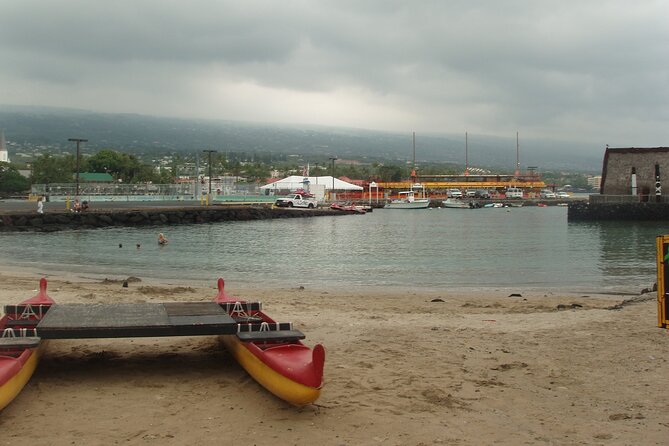 Kailua-Kona Haunted History Walking Ghost Tour - Starting at the King Kamehameha hotel