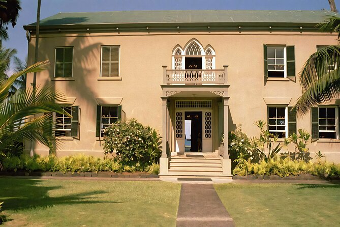 Kailua-Kona Haunted History Walking Ghost Tour - Mokuaikaua Church and changing beliefs