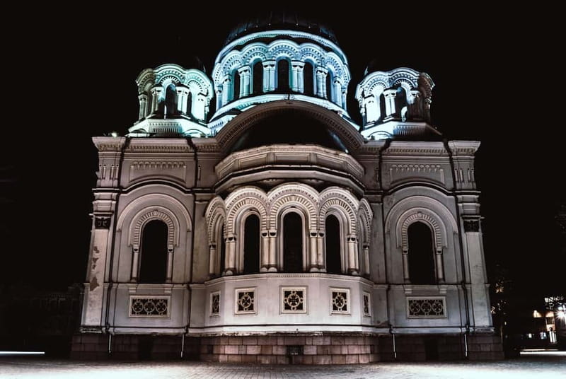 Kaunas: Old Town Private Ghost Tour - Punishments, officials, and the city treasury