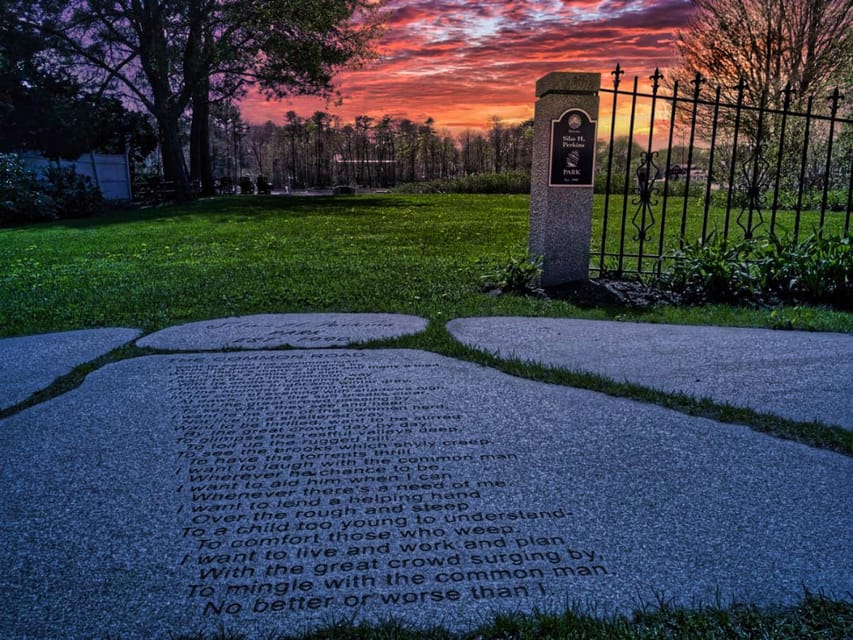 Kennebunkport: Haunted Ghost Walking Tour - Nonantum Resort, the tour’s most famous haunted stop