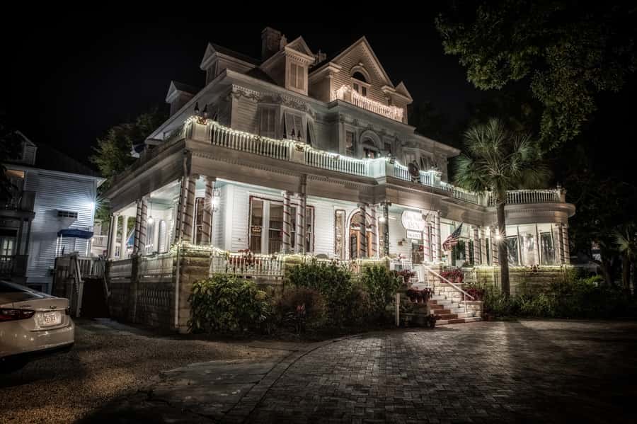 Key West: Southernmost Ghosts Haunted Walking Tour - St. Paul’s Episcopal Church and the arson tale