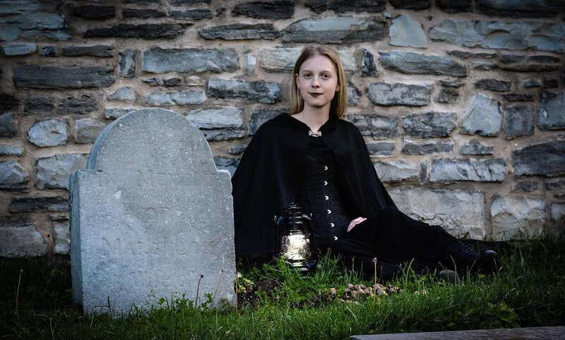 Kingston: Haunted Night Walking Tour - Kingston after dark, with the past underfoot