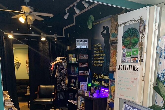 Kona Haunted Hele Ghost Tour - Meeting at Kona Inn Shopping Village at 7 p.m.