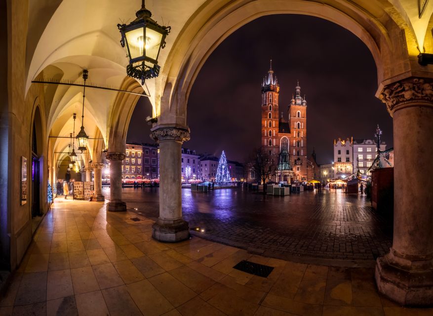 Krakow: Evening Walking Tour with Spooky Stories - Key things to know before booking
