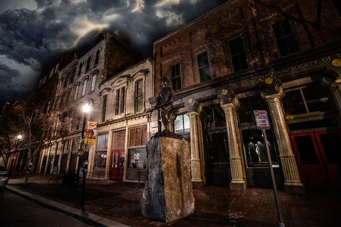 Lace, Lunacy, and Loss: Louisville Ghost Tours - Miniature armies and the Frazier History Museum