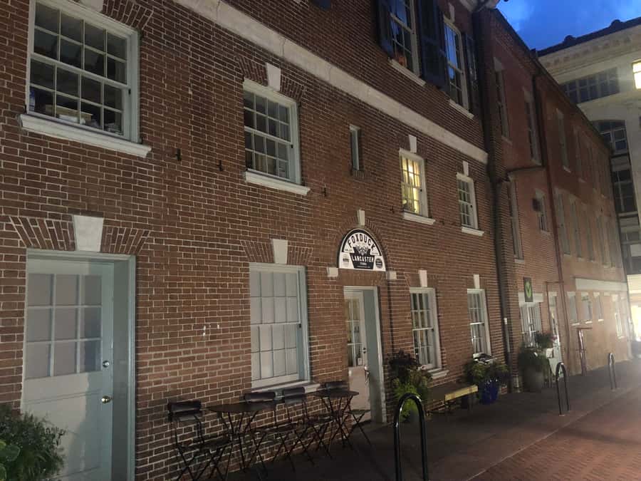 Lancaster: Evening Ghost Tour by Candlelight - A 90-Minute Walk Through Downtown Lancaster