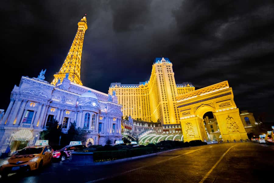Las Vegas: Gangsters, Glitz, and Gore Ghost Tour - Key points to know
