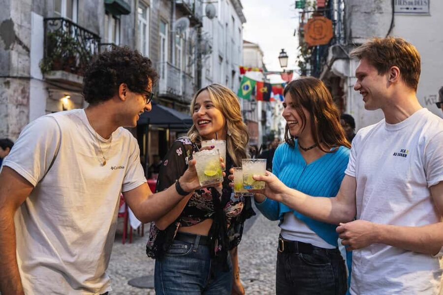 Lisbon: Private Dark History Walking Tour with Drinks - Key points to know before booking