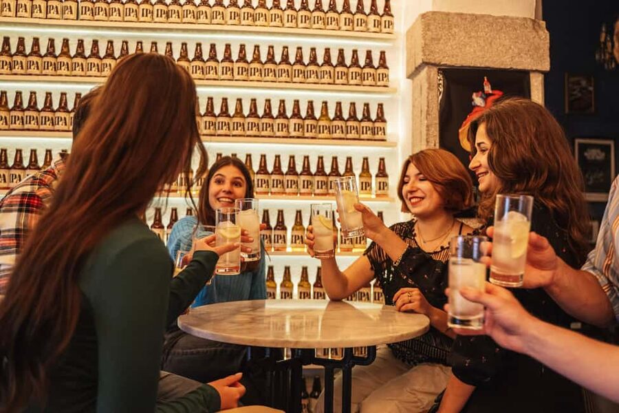 Lisbon: Private Dark History Walking Tour with Drinks - Ending at a Bairro Alto club
