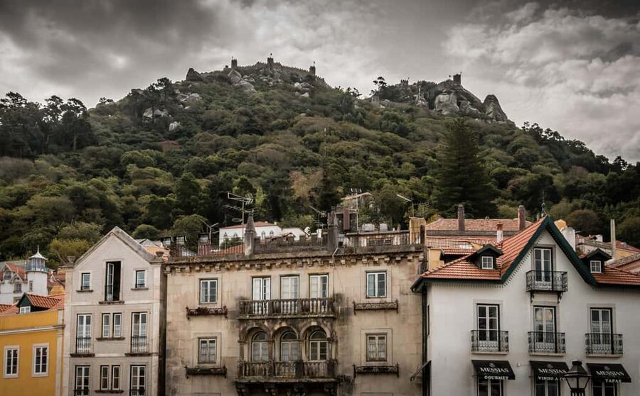 Lisbon: Sintra Village Ghost Stories - St. Martin Church and Ten Minutes of Atmosphere