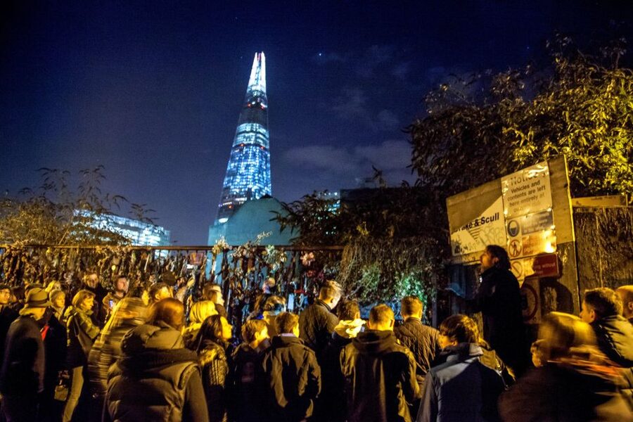 London: Comedy Horror Ghost Tour on a Bus - Why the conductor matters so much