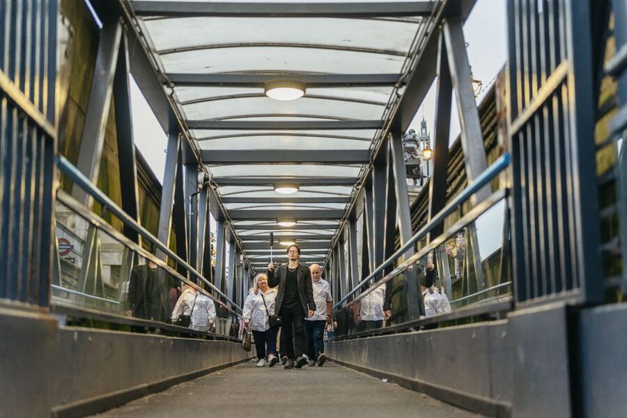 London: Ghost Walk and River Thames Boat Ride - Starting at Diana in Green Park