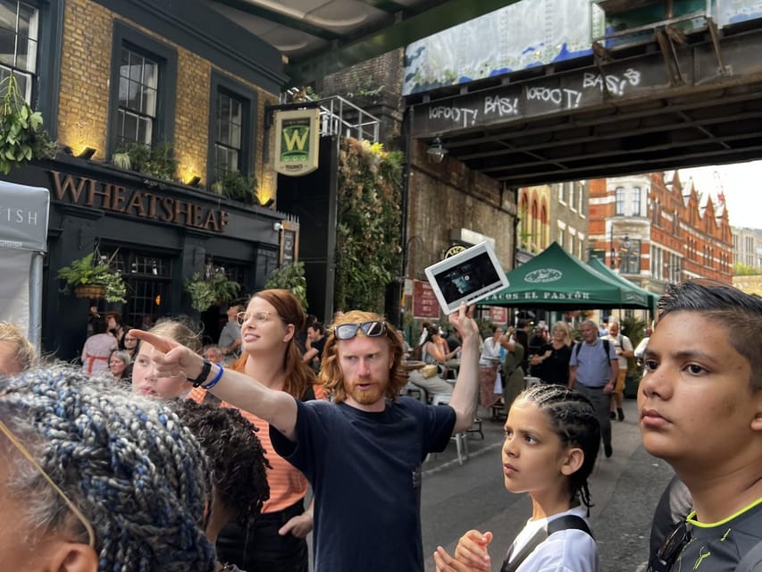 London: Harry Potter and Jack the Ripper Combo Tour - Cecil Court and Goodwin’s Court: small lanes with a magical feel
