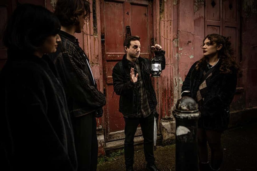 London: Jack the Ripper Night Walking Tour in Whitechapel - The Ten Bells in Spitalfields