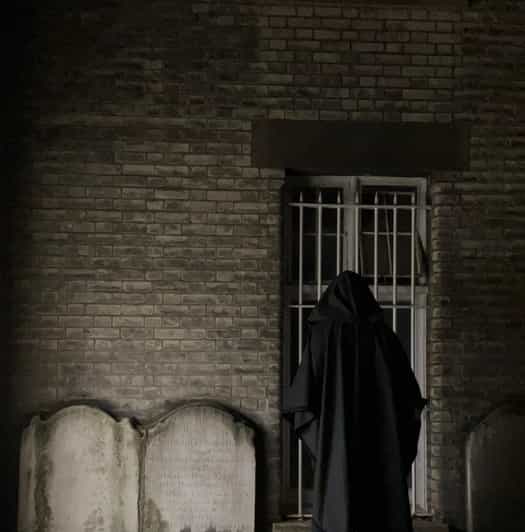 London: Jack the Ripper Tour and Underground Prison in Spanish - Liverpool Street to Little Britain by Tube