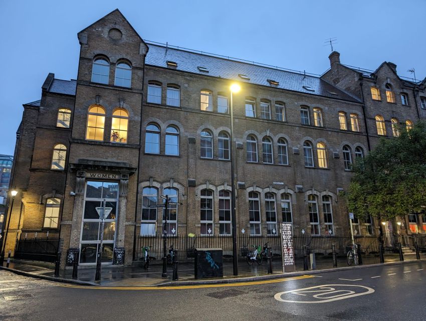 London: Jack the Ripper Tour in Spanish - Key points at a glance